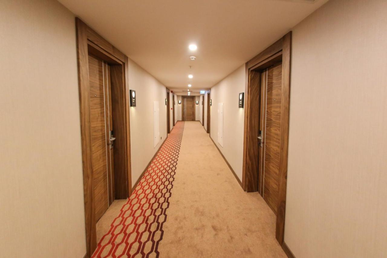 Hotel Ramada By Wyndham Nigde Extérieur photo